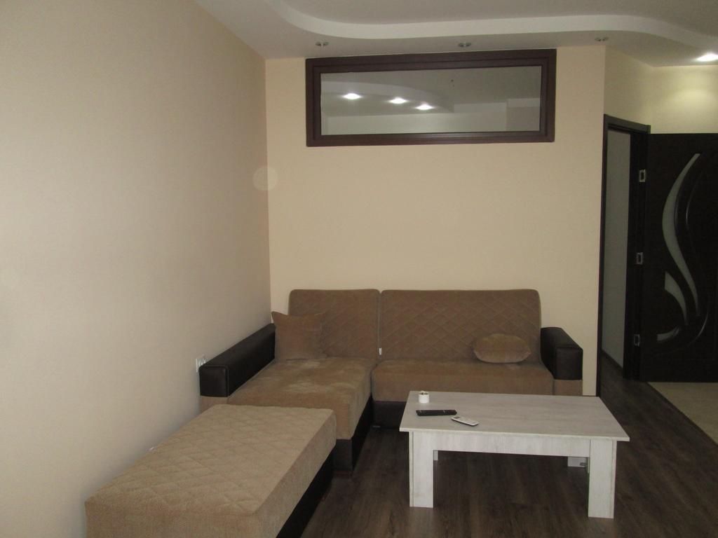 Mari Apartment Batumi Exteriör bild